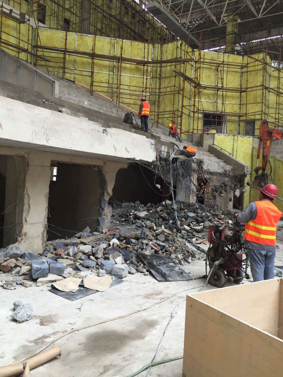 工程拆除，工裝拆除，商場改造拆除工程