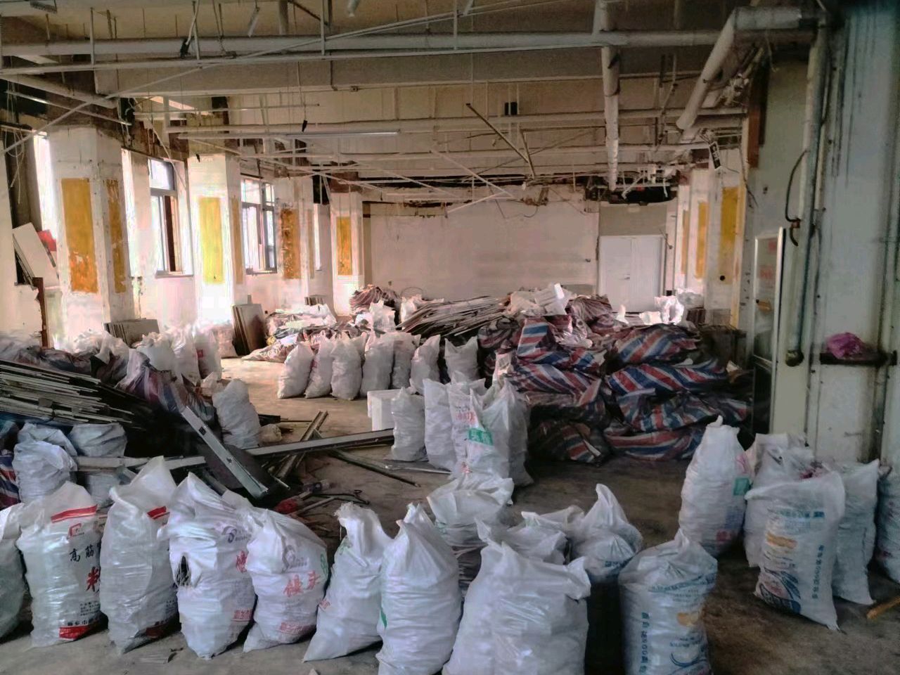 酒店拆除需要準(zhǔn)備哪些安全措施？