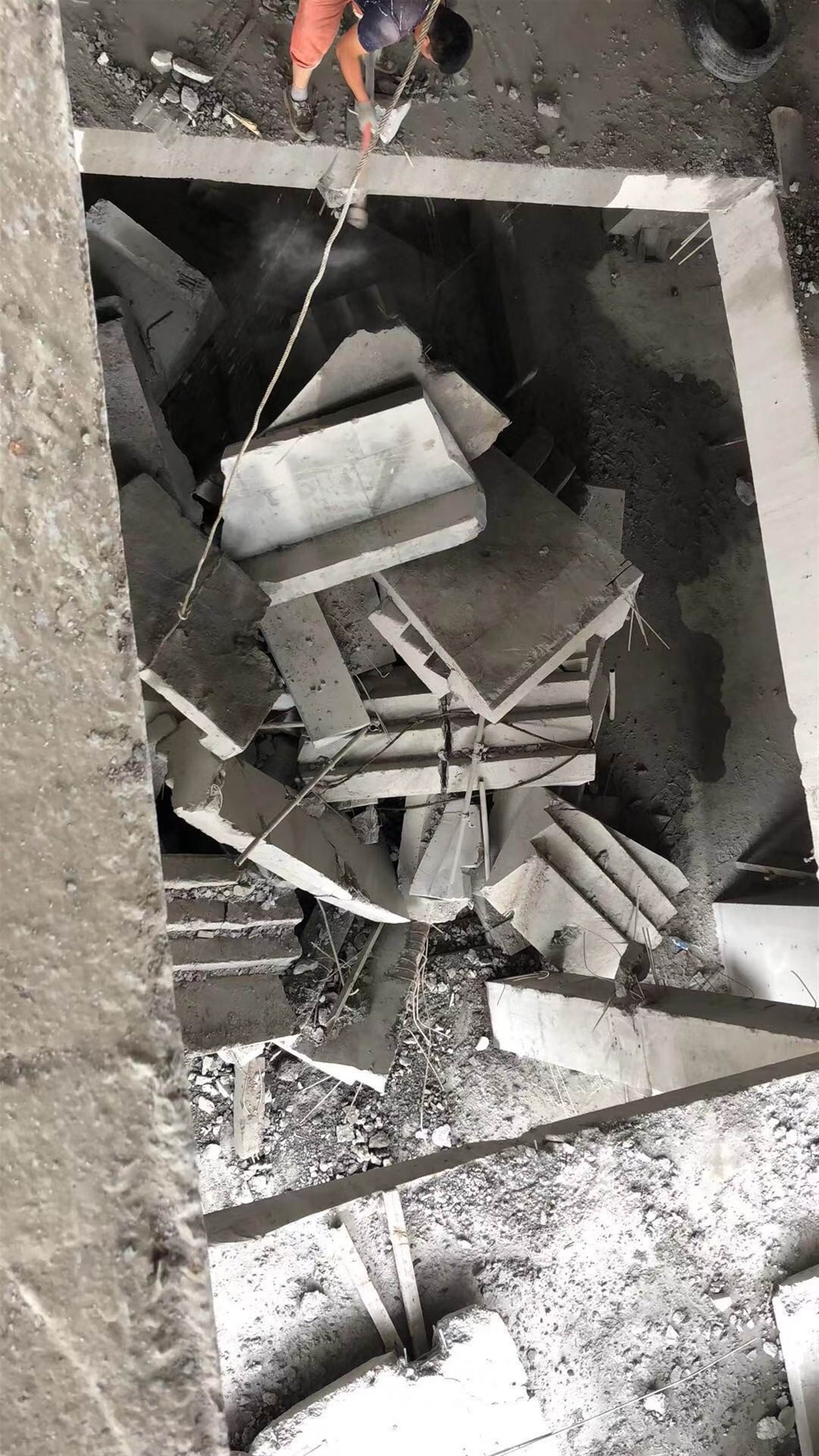 　樓板切割 混凝土樓板切割開洞 無損拆除技術